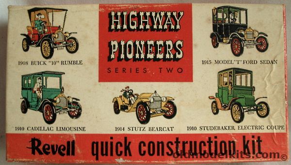 Revell 1/32 1910 Cadillac Limousine Highway Pioneers - Series Two, H39 plastic model kit